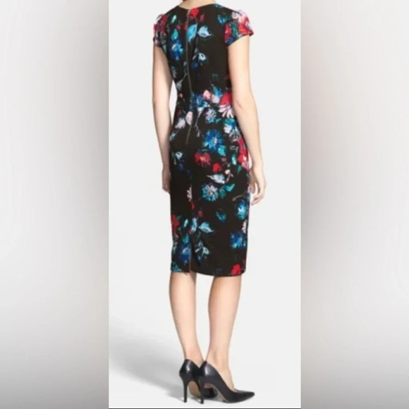 Betsey Johnson Black Floral Midi short sleeve Dress Sz 4 - Picture 3 of 15